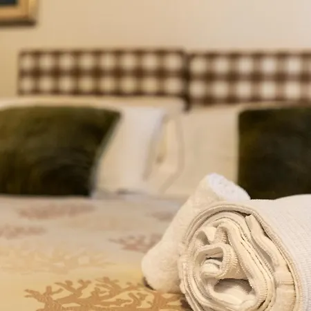 Al Battistero Luxury Oda ve Kahvaltı 2*