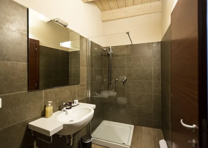 Alojamento de Acomodação e Pequeno-almoço Al Battistero Luxury 3*