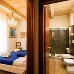 Bed & Breakfast Al Battistero Luxury 3*