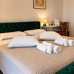 Bed & Breakfast Al Battistero Luxury 3*