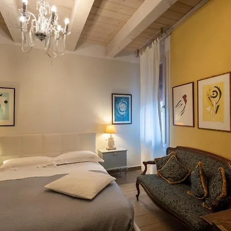 Al Battistero Luxury Bed & Breakfast 2*