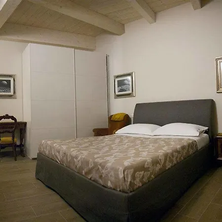 Bed & Breakfast Al Battistero Luxury 2*