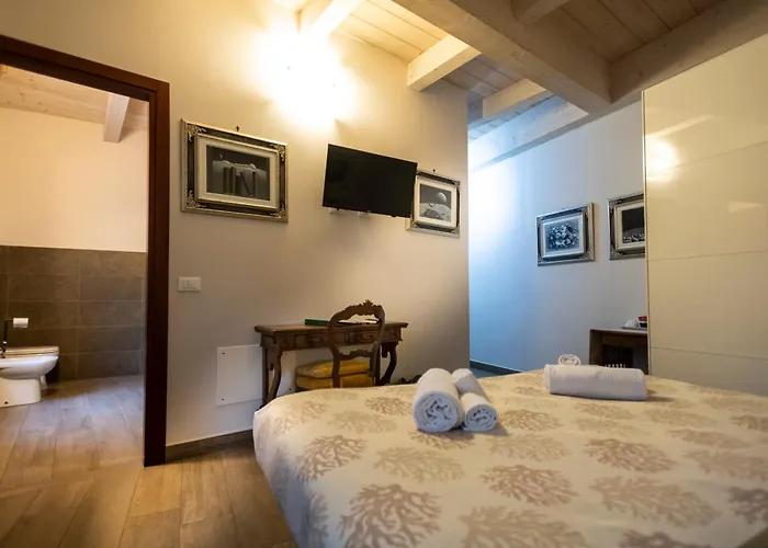 Al Battistero Luxury Alojamento de Acomodação e Pequeno-almoço 3*