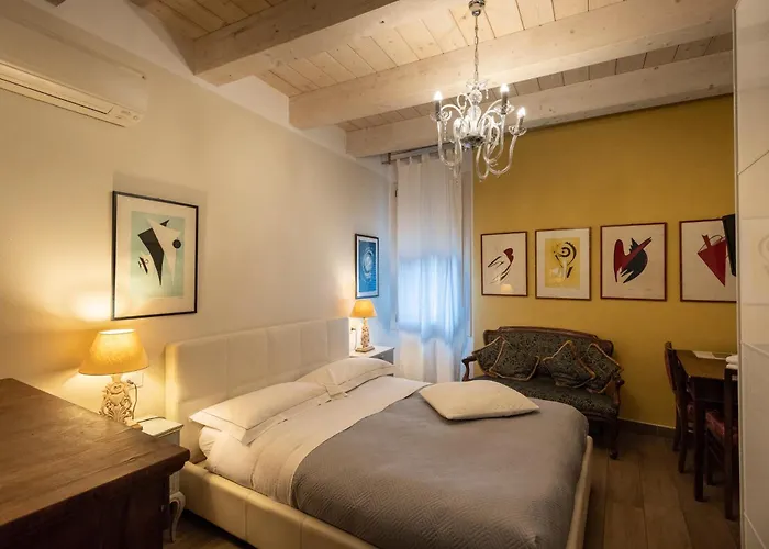 Al Battistero Luxury Bed and breakfast Rávena
