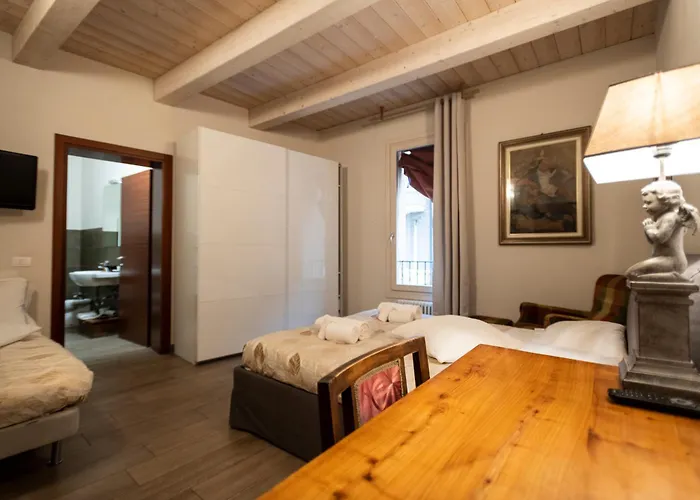 Al Battistero Luxury Alojamento de Acomodação e Pequeno-almoço