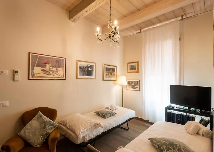 Al Battistero Luxury 住宿加早餐酒店 拉文纳